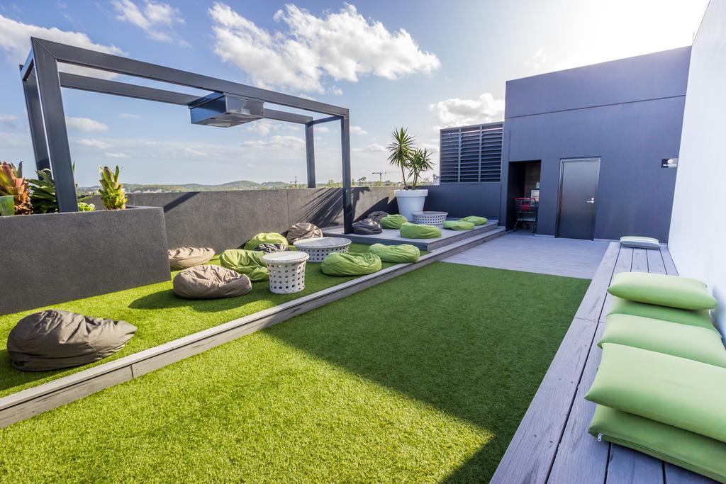 Eastwood Apartamentos Brisbane Exterior foto Roof garden