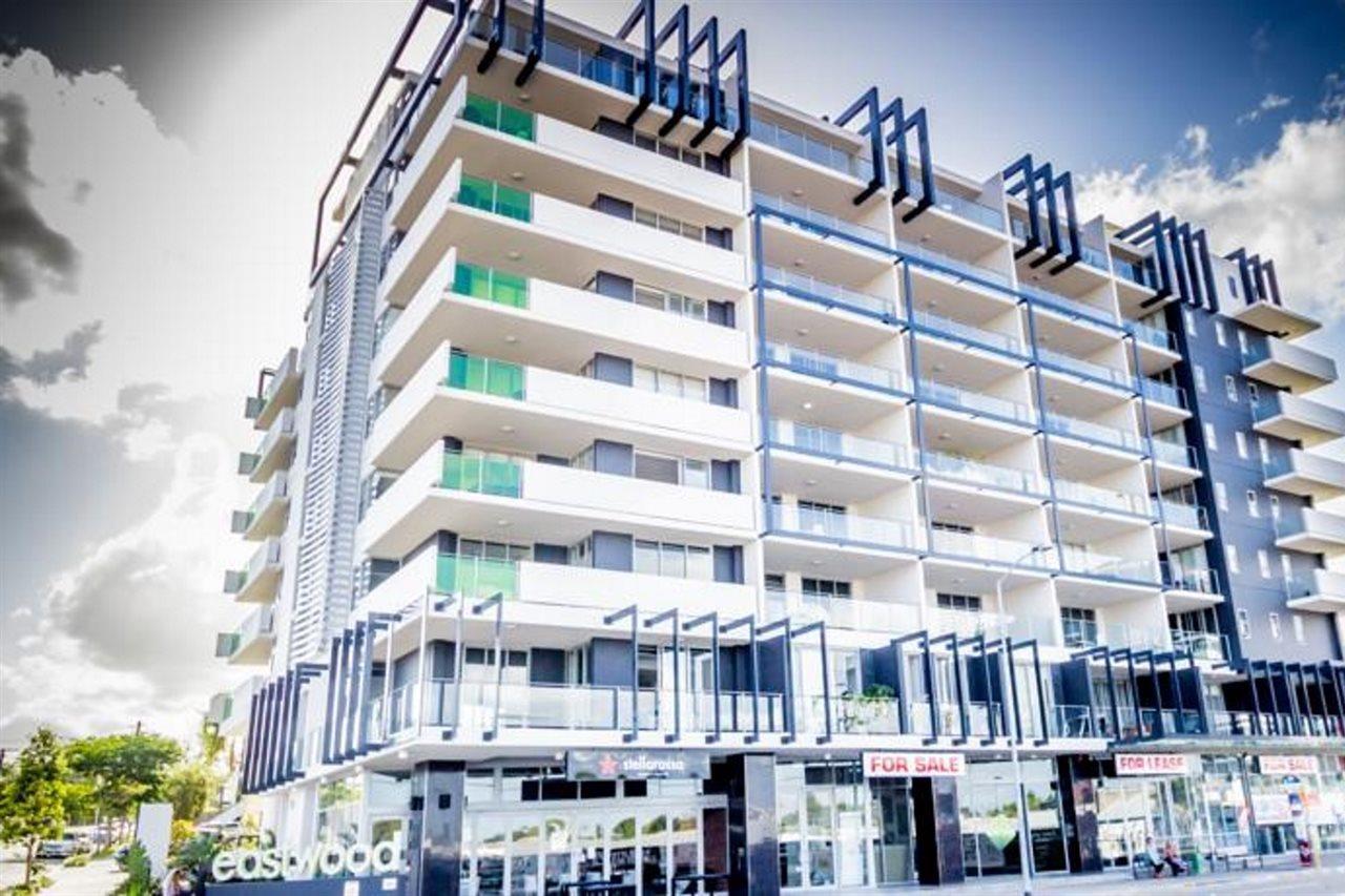 Eastwood Apartamentos Brisbane Exterior foto The Village, 2012