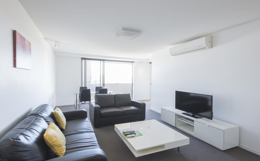 Eastwood Apartamentos Brisbane Exterior foto Living room