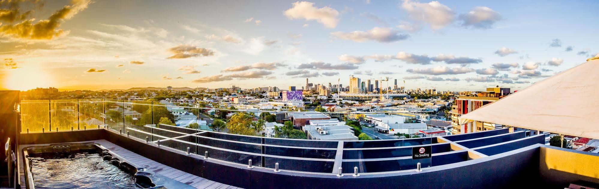 Eastwood Apartamentos Brisbane Exterior foto View of the Brisbane CBD from the rooftop of the Emporium Hotel South Bank