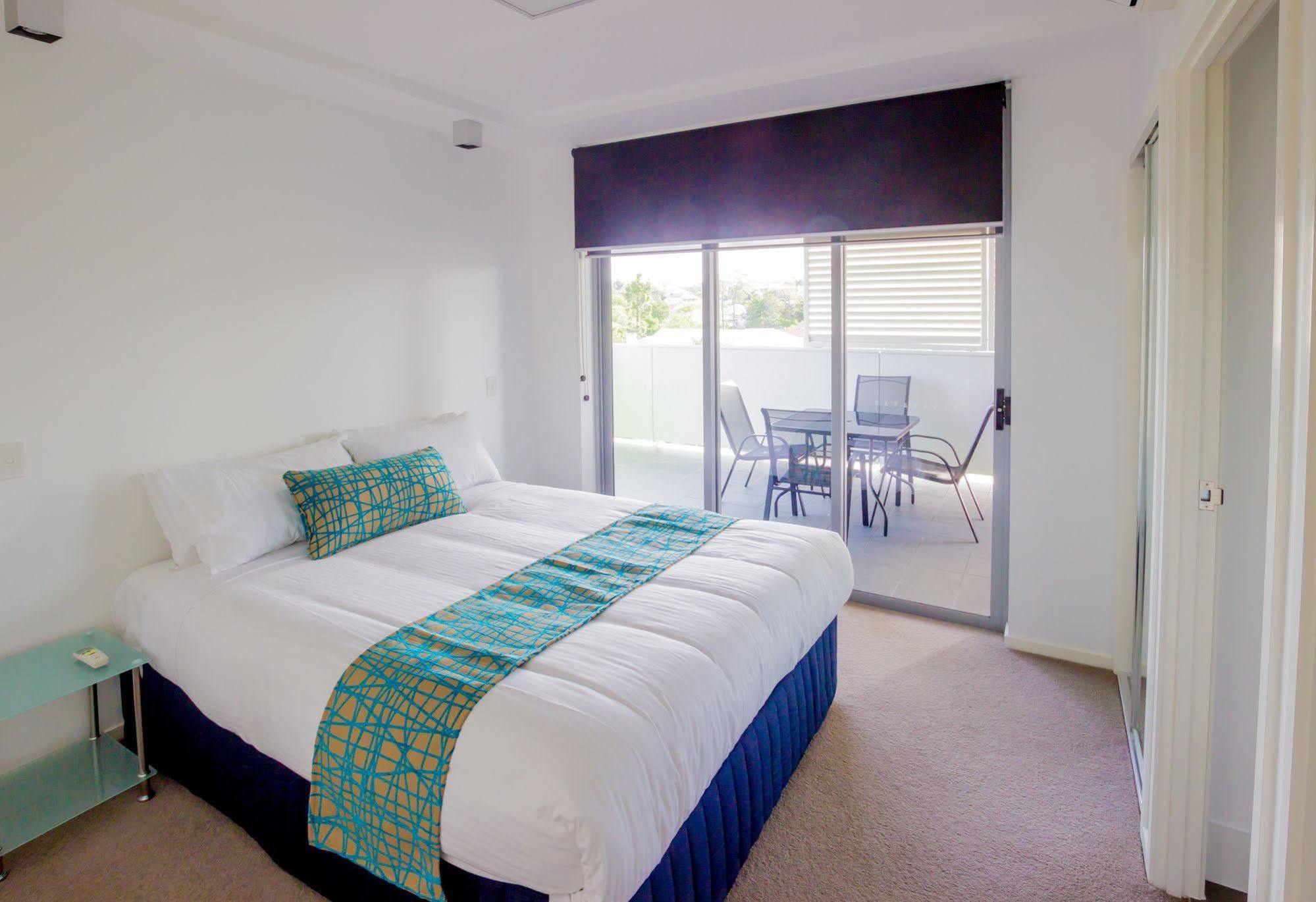 Eastwood Apartamentos Brisbane Exterior foto A bedroom at the hotel