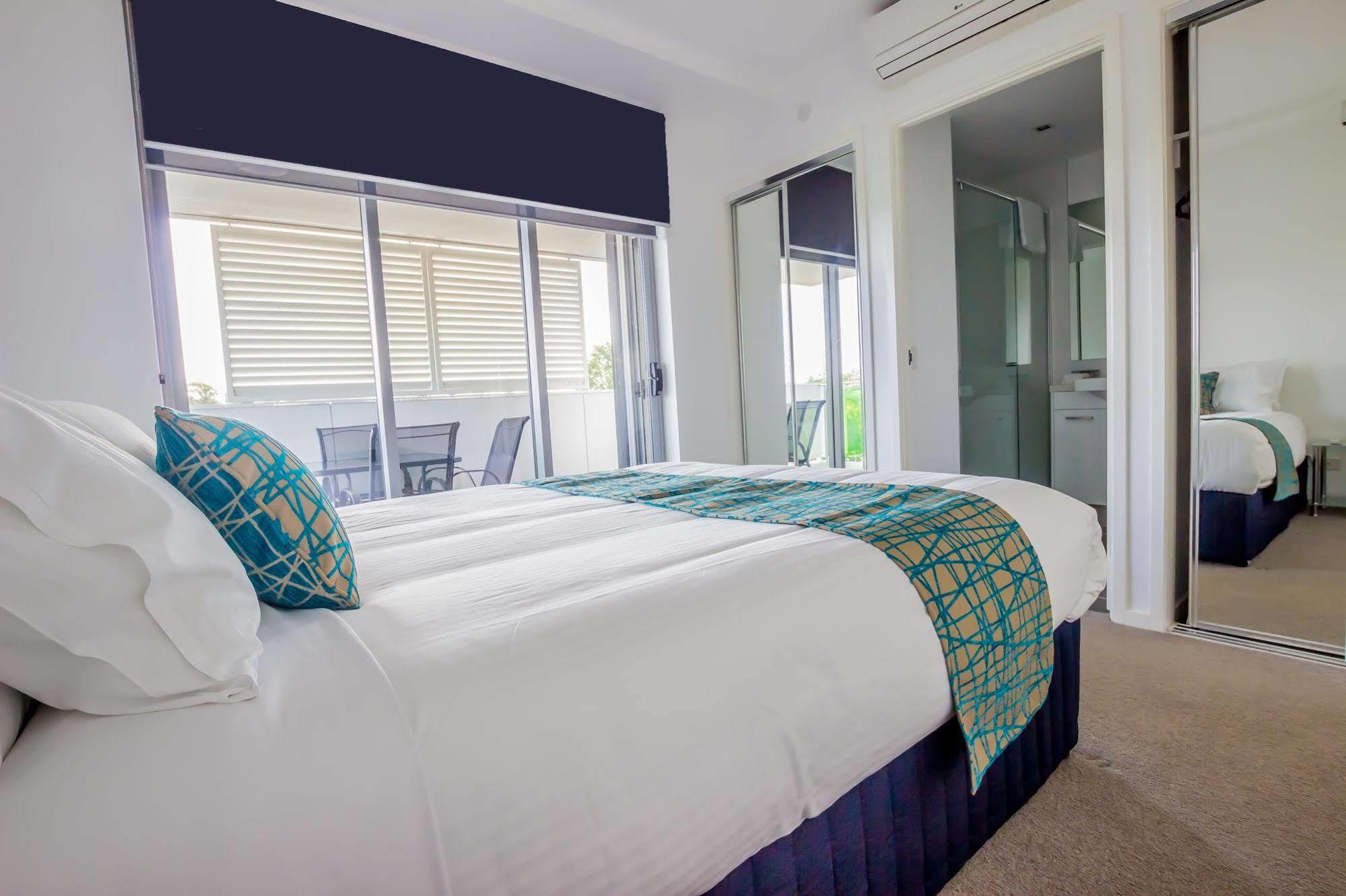 Eastwood Apartamentos Brisbane Exterior foto A bedroom at the hotel
